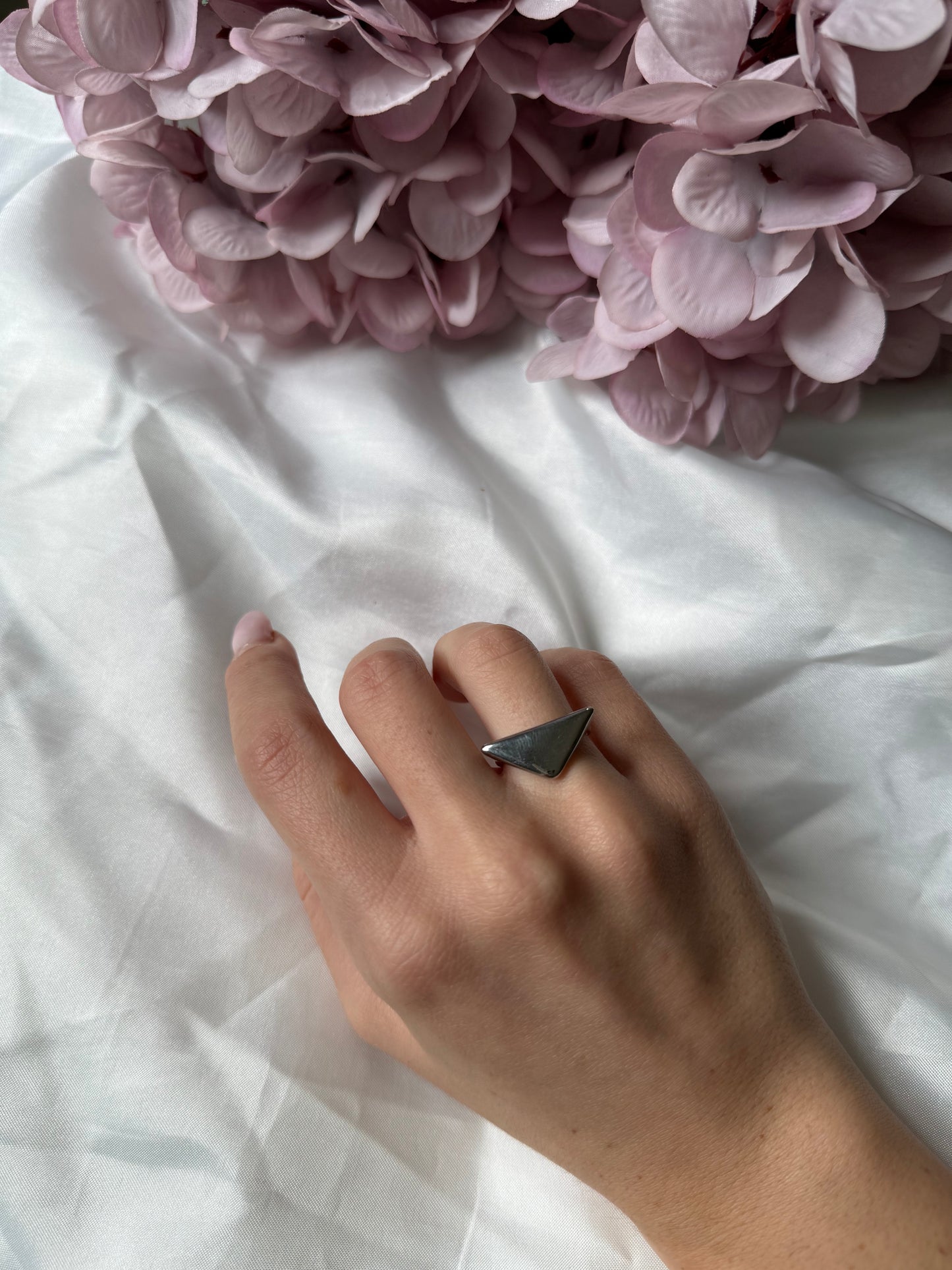 Anello Triangolo