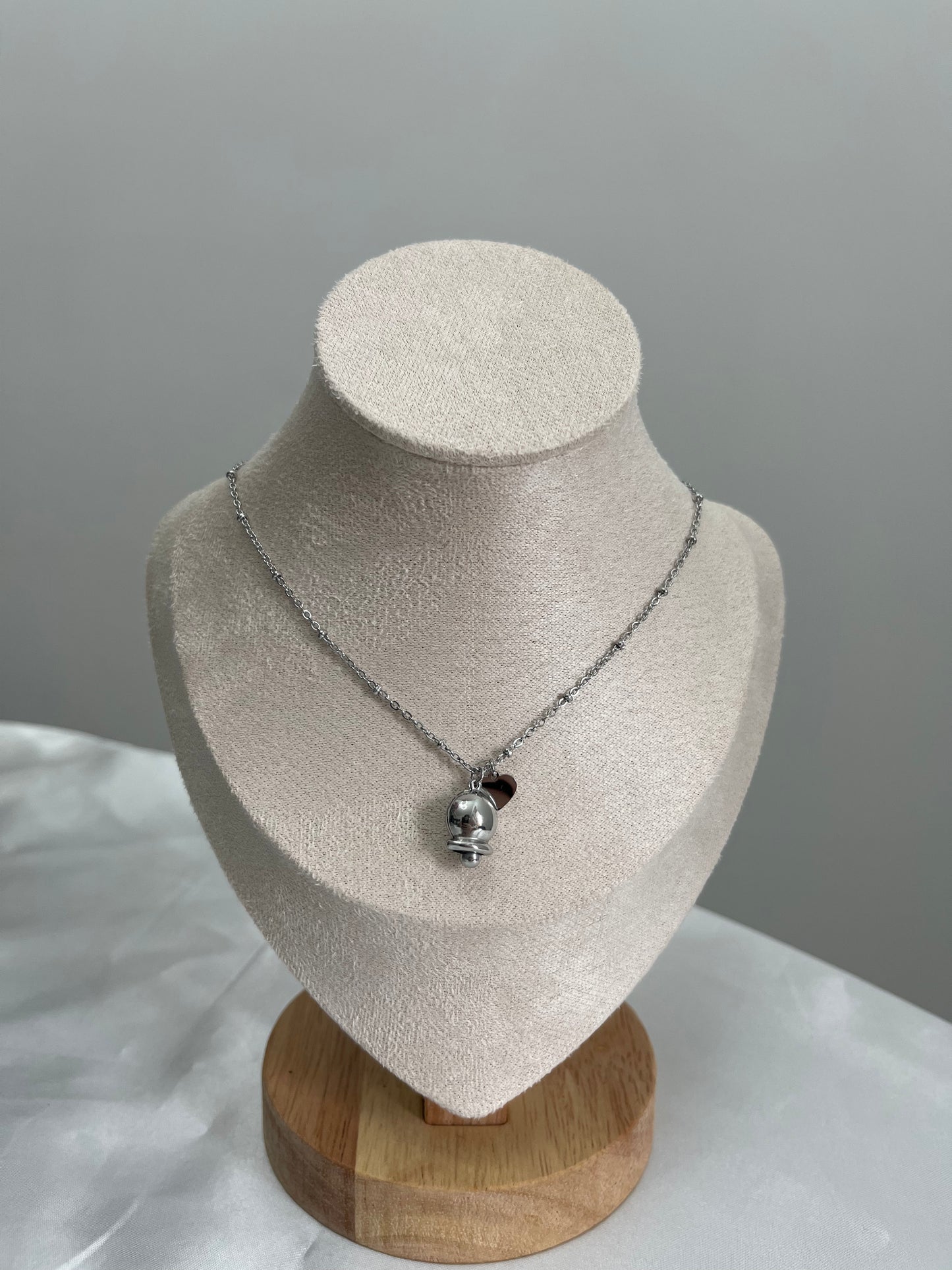 Collana Campanella