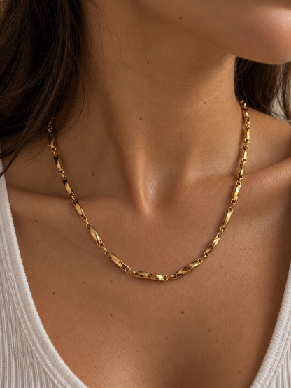 Collana Fluid