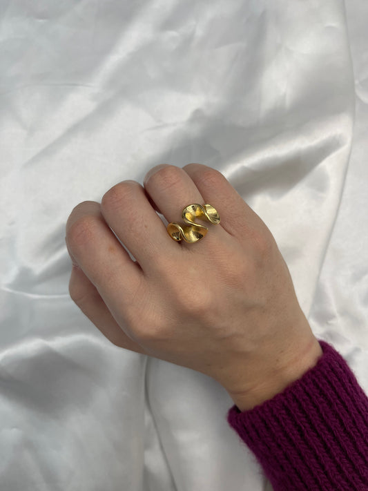 Anello Laila