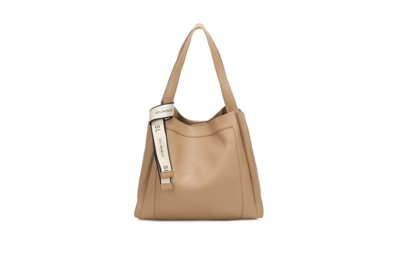 Borsa Eva