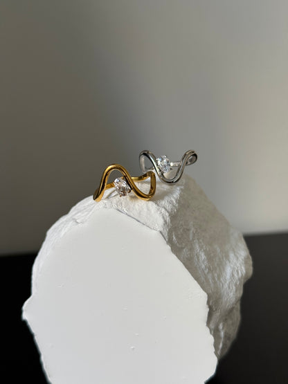 Anello Onda con Punto Luce