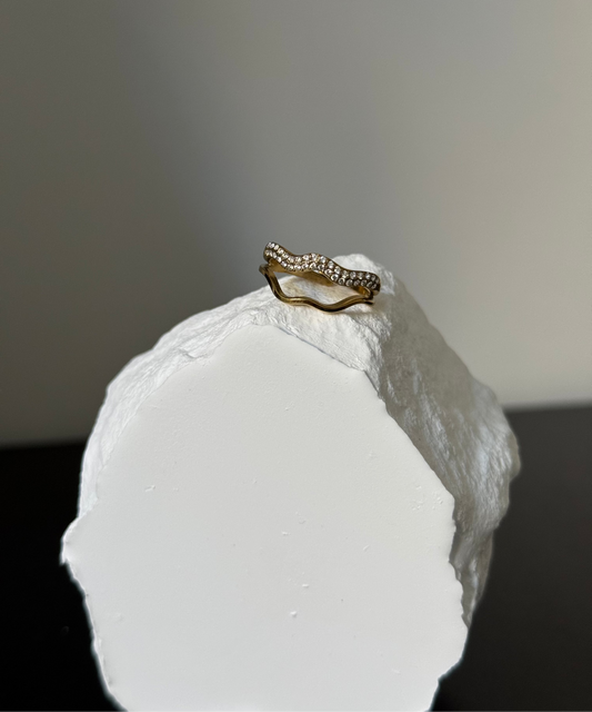 Anello Doppia Onda Zirconata