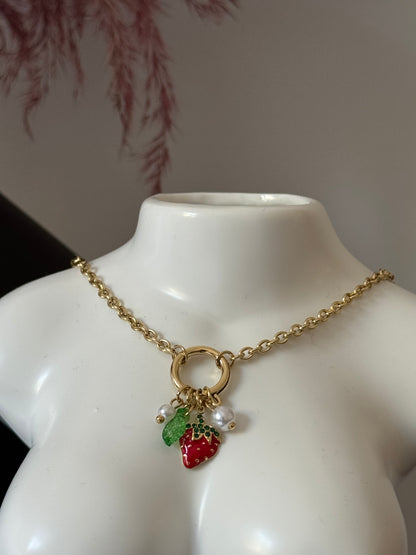 Collana Charm Fragola