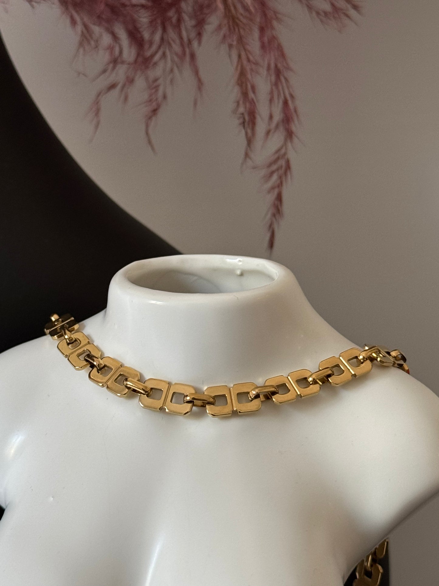 Collana Delia